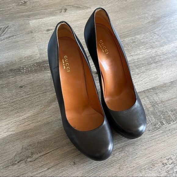 Gucci Nappa Charlotte Pump Stiletto Heels in Black Leather EU 38 US 8 MSRP $540 - Picture 1 of 12